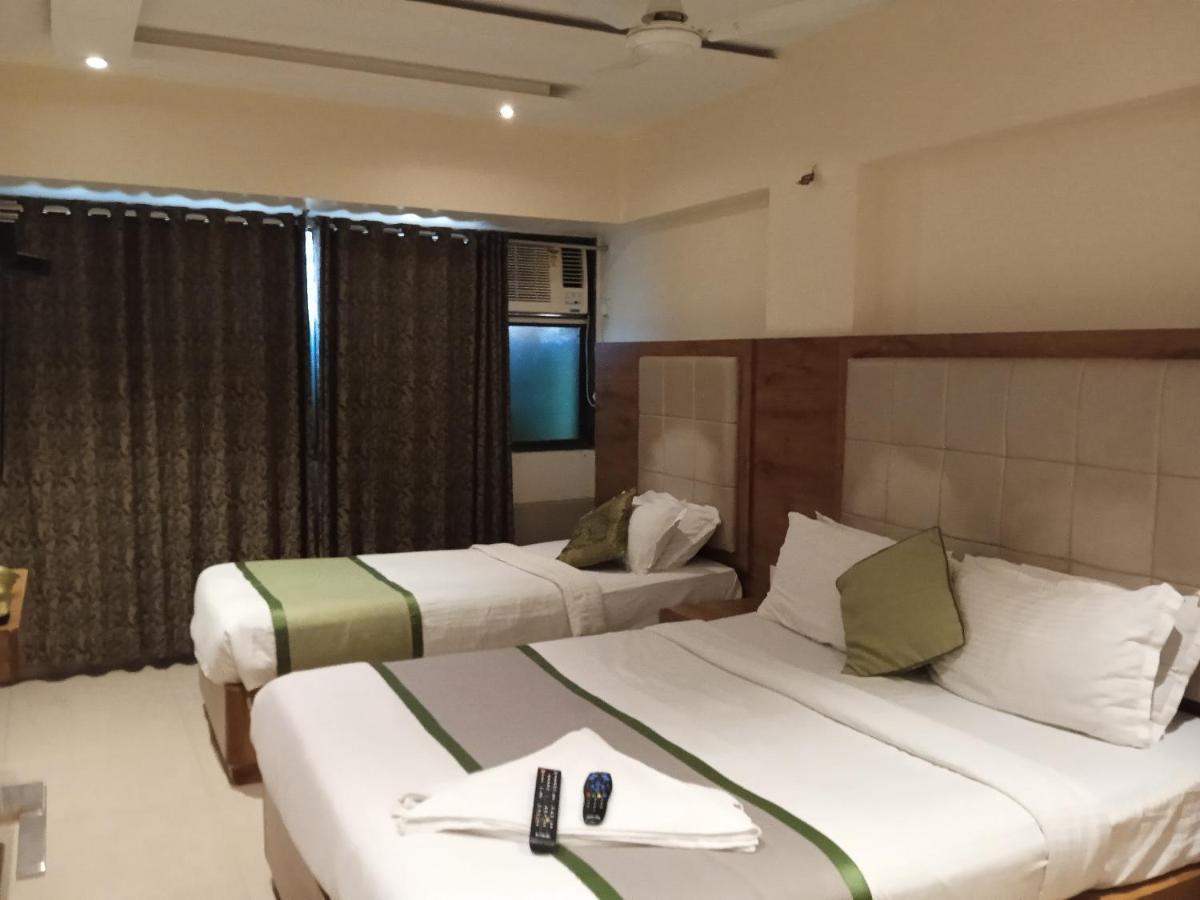 Hotel Regal Inn Bombay Esterno foto