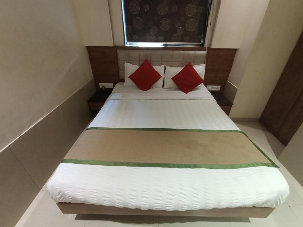 Hotel Regal Inn Bombay Esterno foto