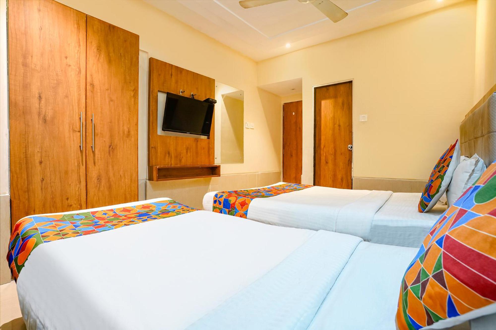 Hotel Regal Inn Bombay Esterno foto
