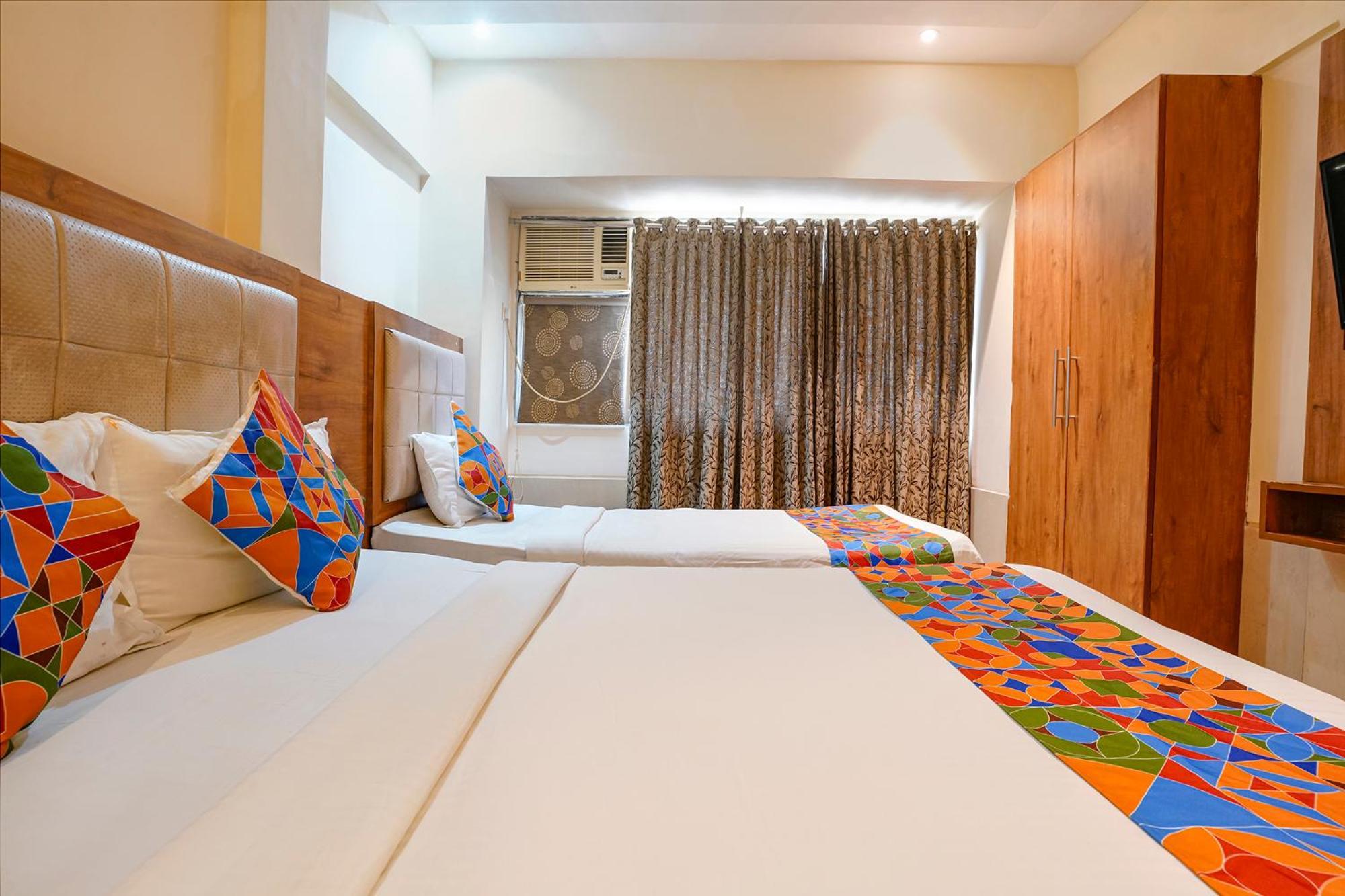 Hotel Regal Inn Bombay Esterno foto