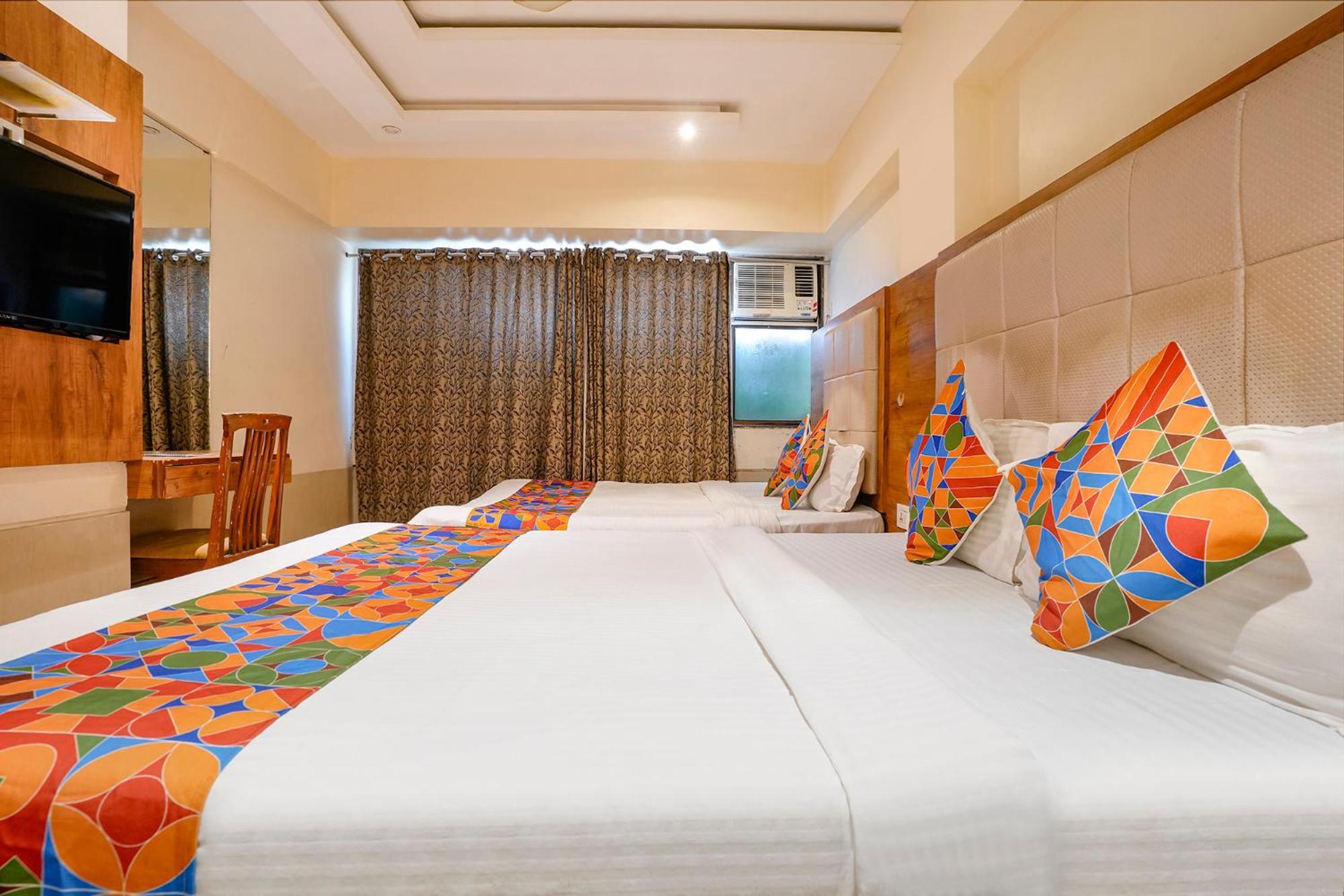 Hotel Regal Inn Bombay Esterno foto